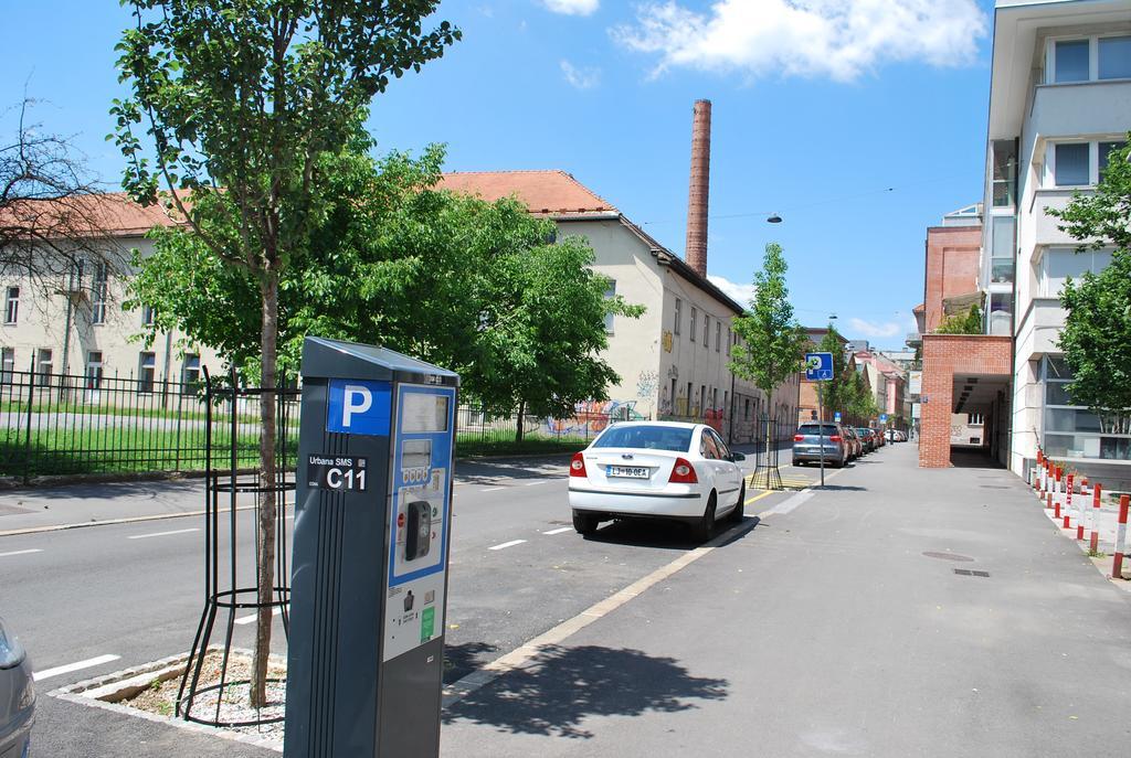 Apartment Center 25 Ljubljana Exterior photo